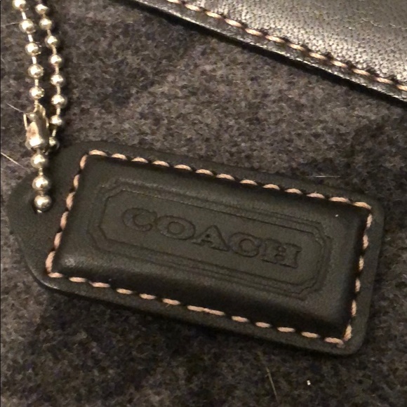 Coach purse - Picture 4 of 8